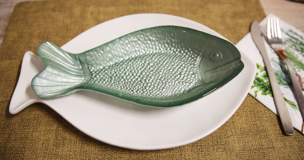 Piatto pesce green in vetro 25 x 12 cm
