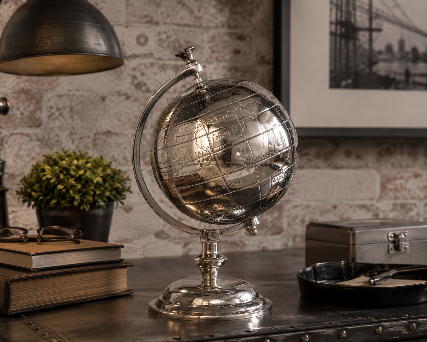 Mappamondo decorativo metallo nickel H31 D17