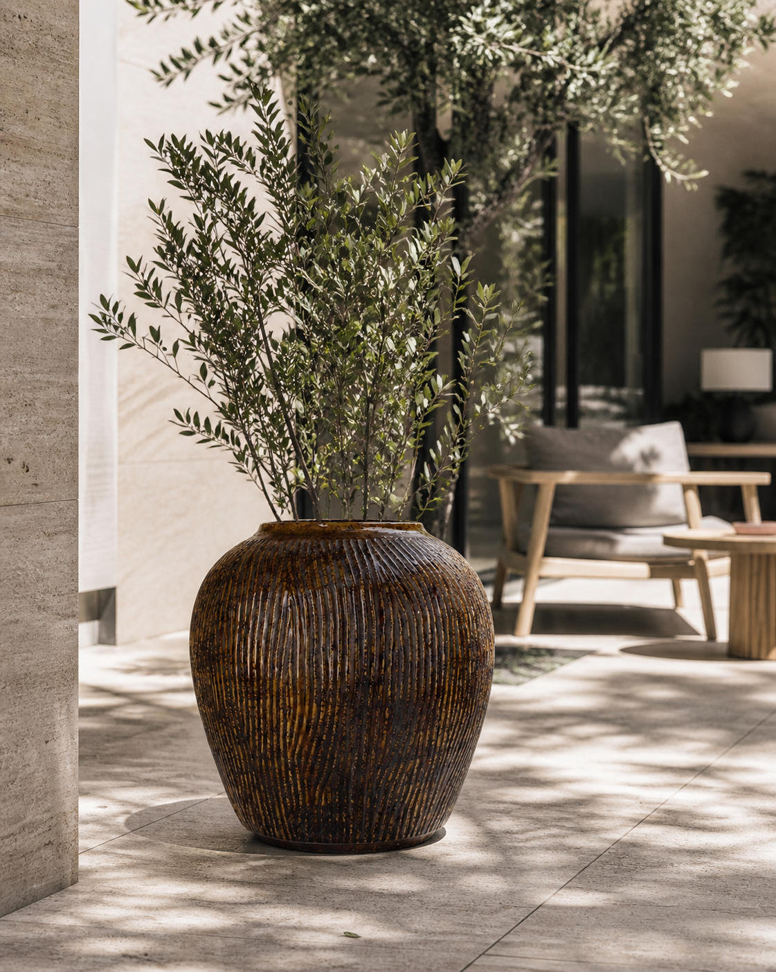 Vaso rigato marrone in ceramica h 40 d 40 cm