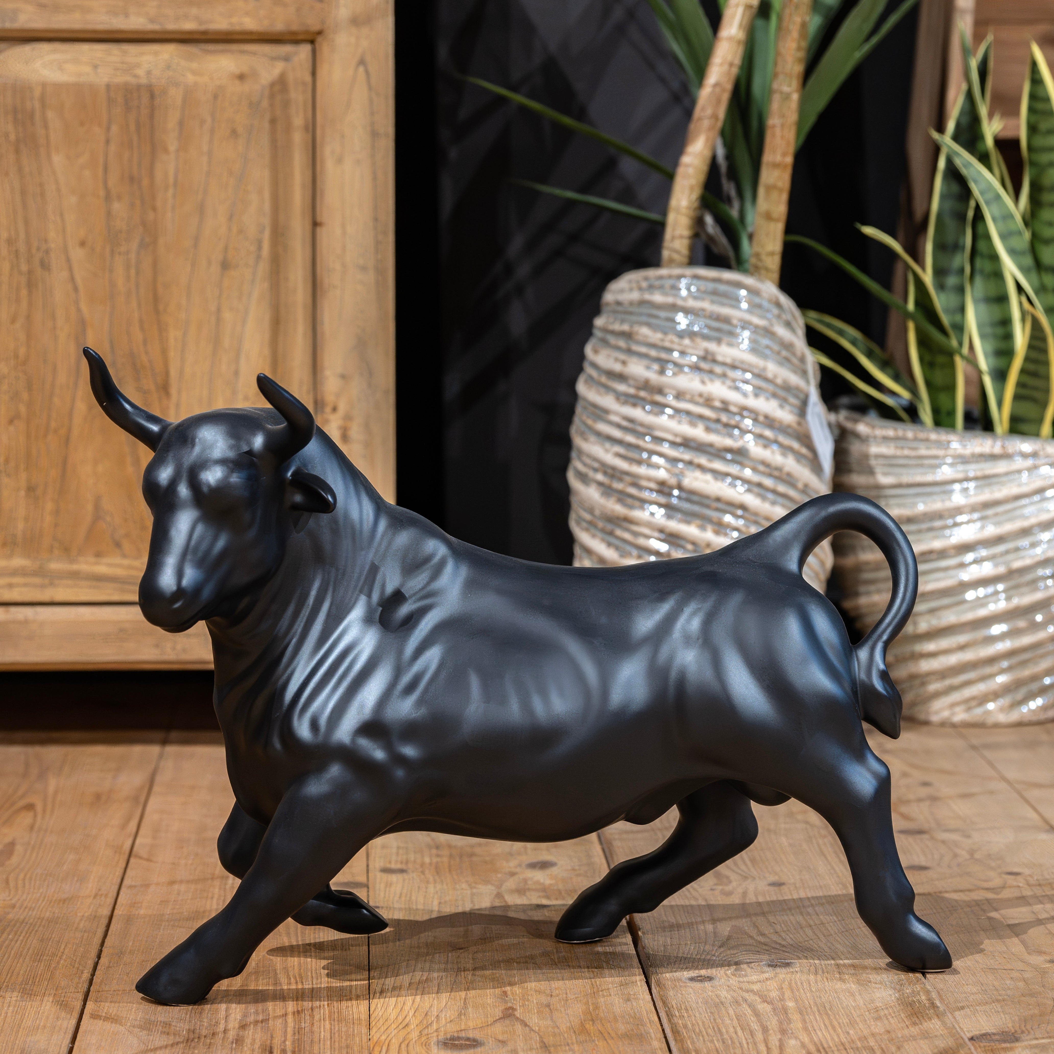 Toro nero opaco in ceramica Made in Italy 58 x 16 x 41 h cm