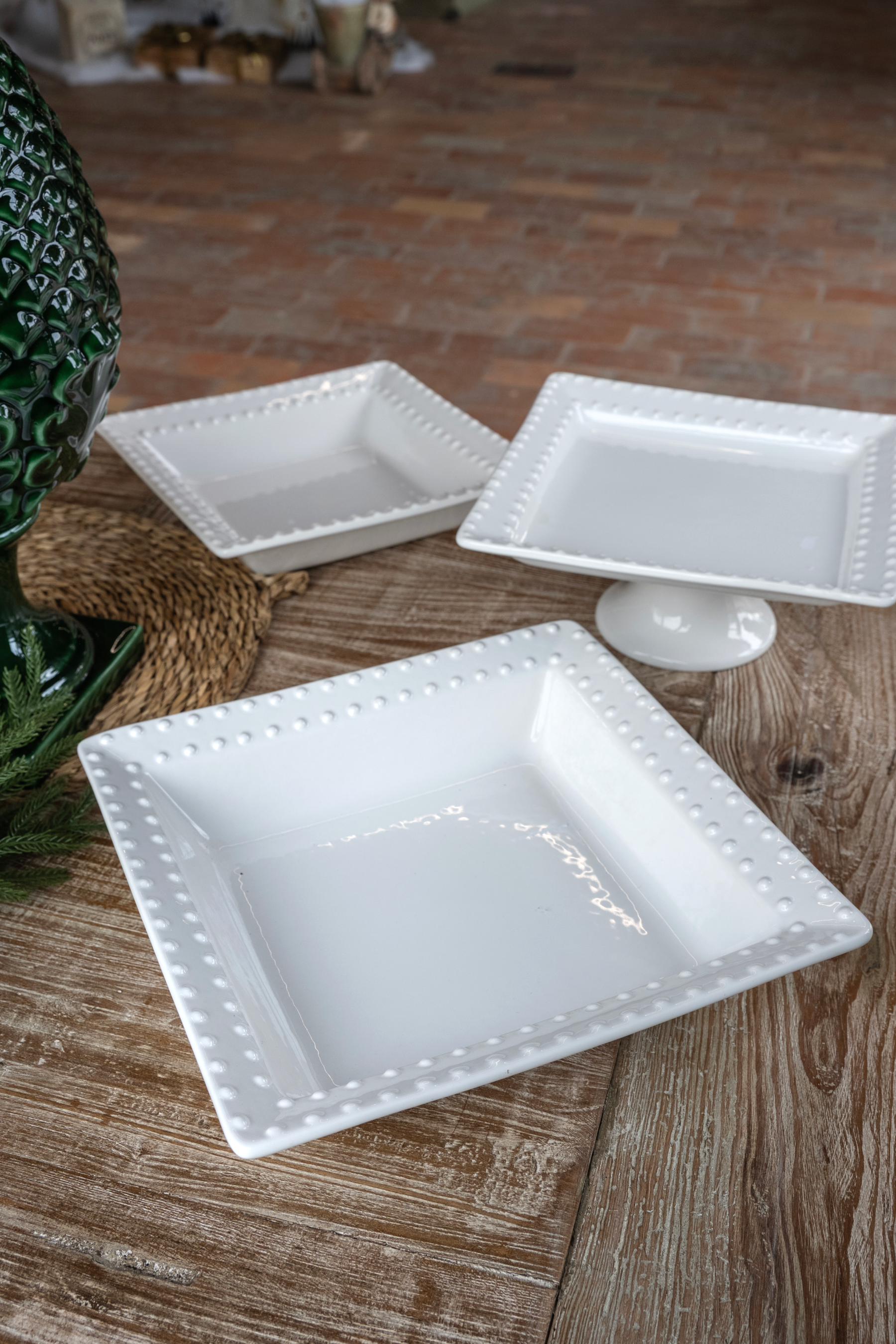 Alzata Quadra Bianca in Ceramica H13x28x28